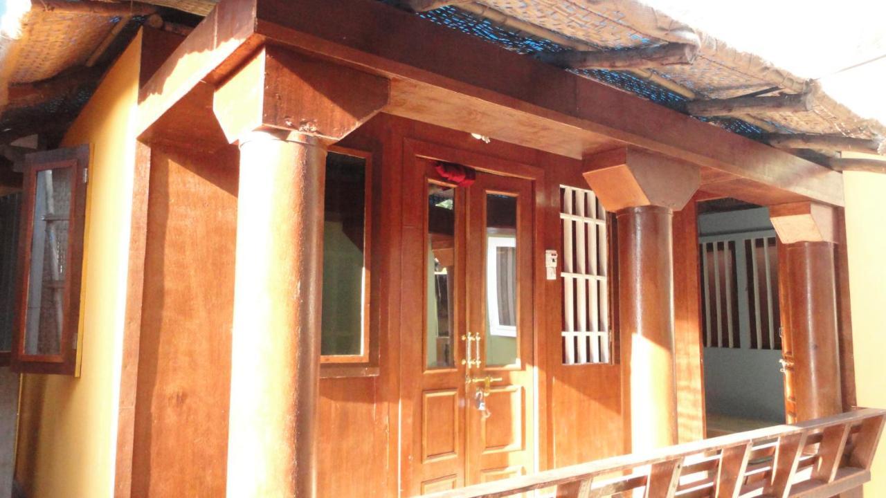 Casa Fiesta Sea Front Beach Huts Patnem Beach Esterno foto
