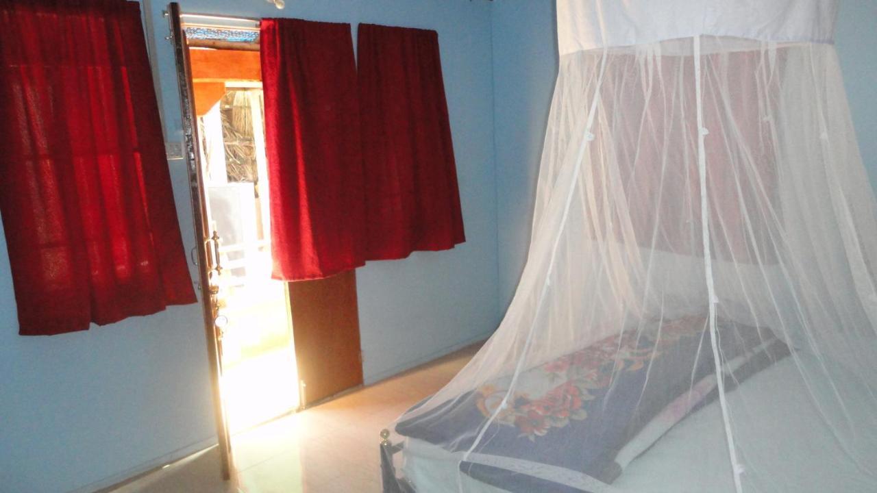 Casa Fiesta Sea Front Beach Huts Patnem Beach Esterno foto