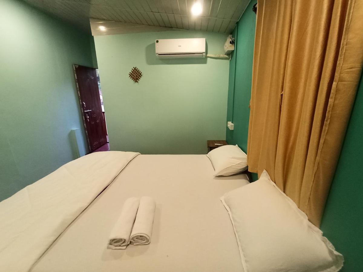 Casa Fiesta Sea Front Beach Huts Patnem Beach Esterno foto